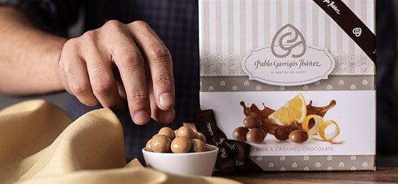 Gourmet-herkut.fi Pablo Garrigos Karamellisoitua valkosuklaata ja sitruunaa 120g