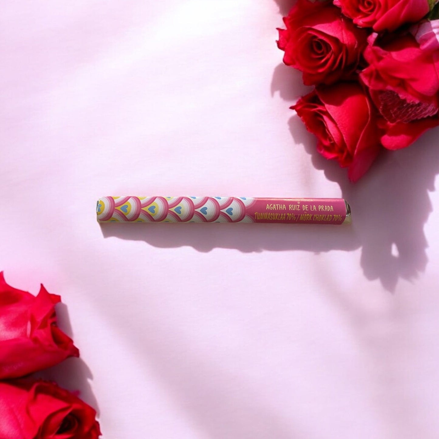 Gourmet-herkut.fi Suklaat Agatha Ruiz de la Prada tummasuklaa patukka 30g