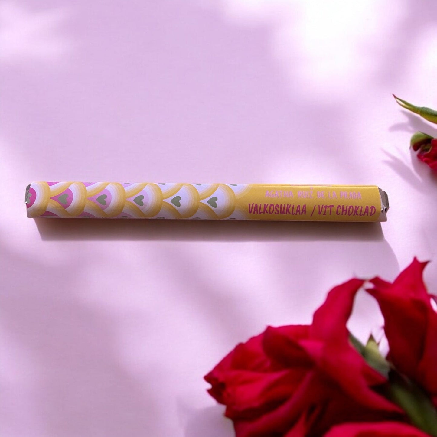 Gourmet-herkut.fi Suklaat Agatha Ruiz de la Prada  valkosuklaapatukka 30g