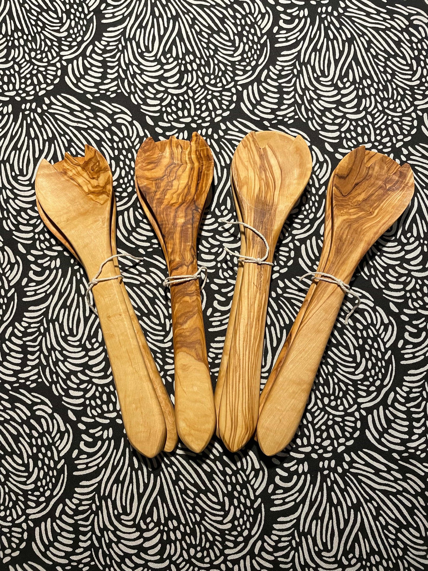 Gourmet-herkut.fi Kattaus Oliivipuiset salaattiottimet